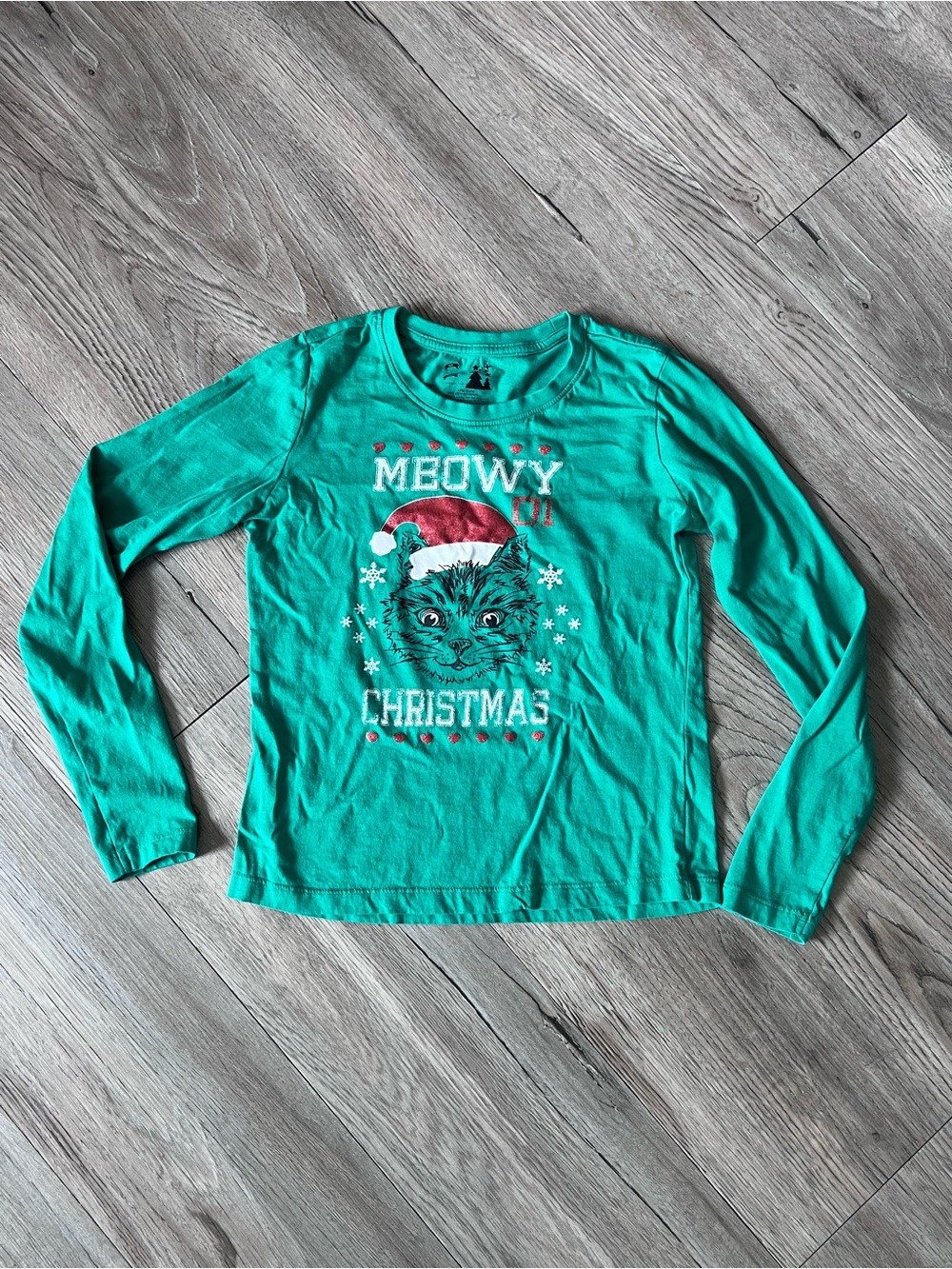 Girls' Green 'Meowy Christmas' Long-Sleeve Tee
